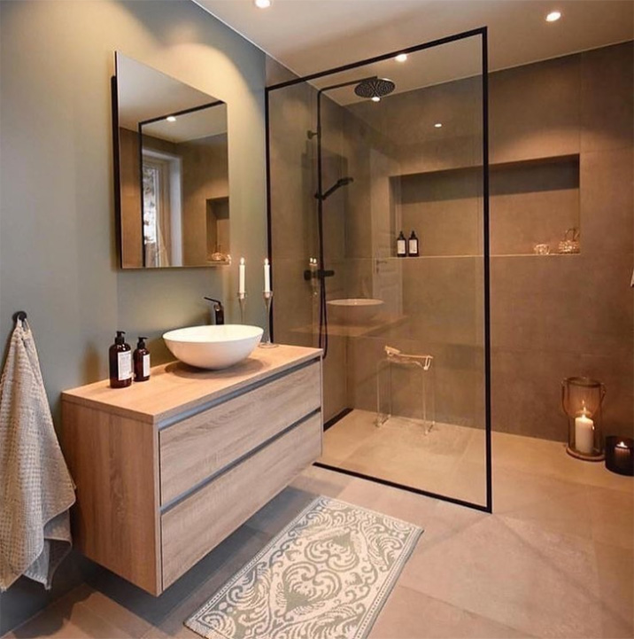 Идеи для дизайна ванных комнат. Современные и простые ванные комнаты. Ванны в теплых тонах.